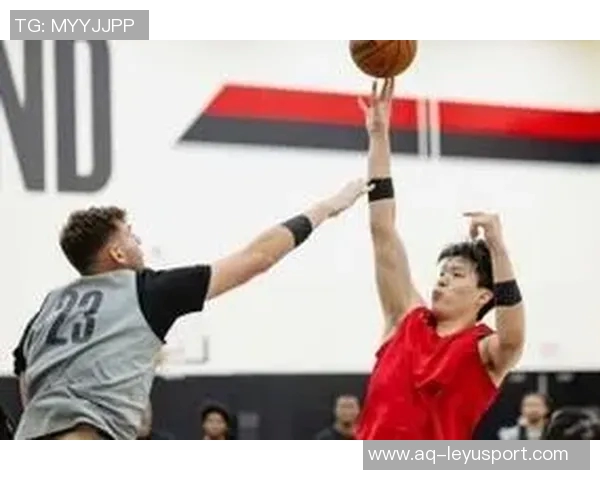 克林根防守能力超越杨瀚森杨需提升干扰对手的技巧