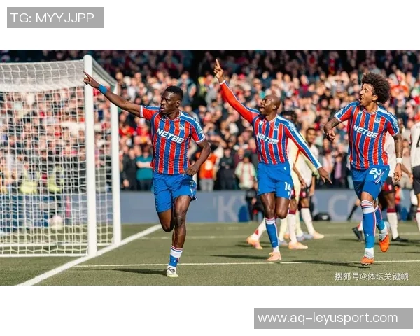 瑞天空报道：格拉斯纳渴望执教拜仁水晶宫新合同或含解约条款