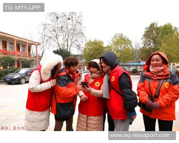 拉菲尼亚回乡举办圣诞慈善活动温暖帮助有需要的人们