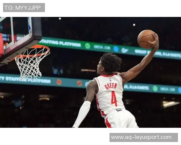 小迈克尔波特上半场表现低迷三分球失准仅得8分3板4助