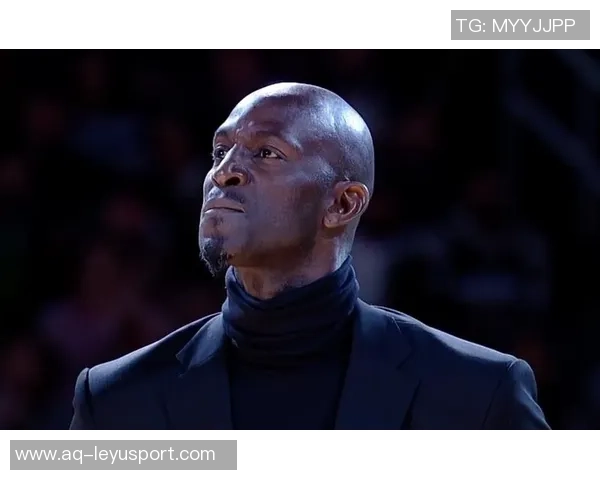 杰伦布朗深情回忆加内特：绿军传奇赛场如战场的精神传承